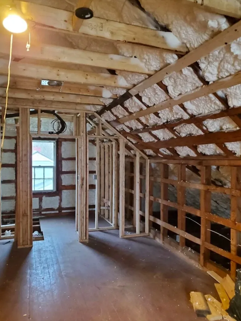 Garages & Shops - spray foam insulation service in Eau Claire Wisconsin